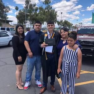 Meet your Posher, Adolfo